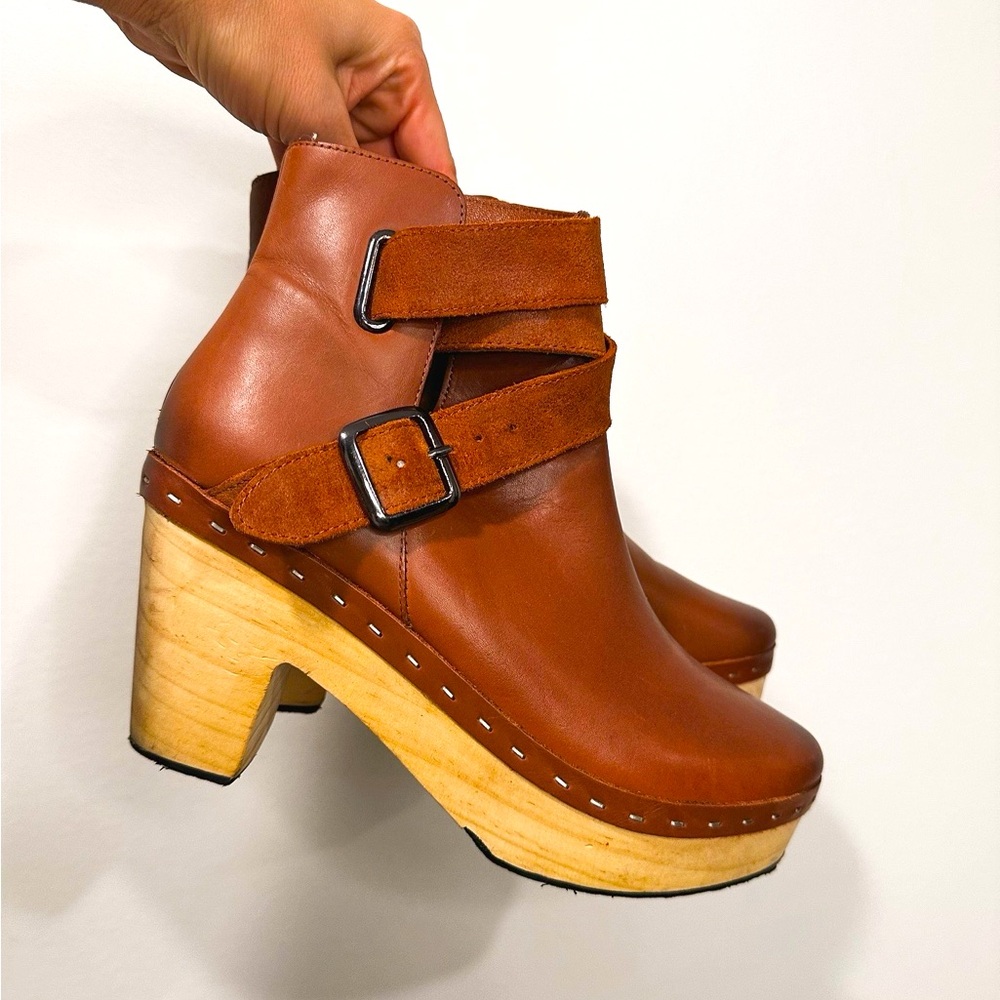 FreePeople boho wooden bungalow clog boots - size 38